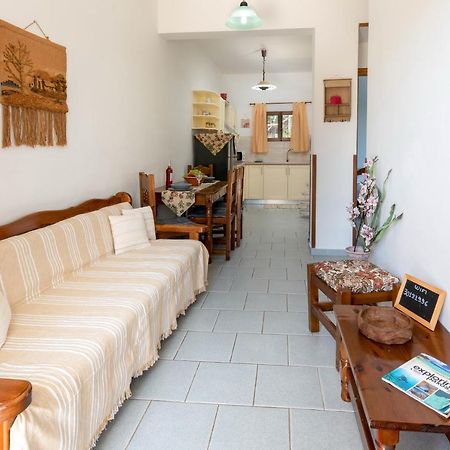 Voula Apartments Gaios Eksteriør bilde