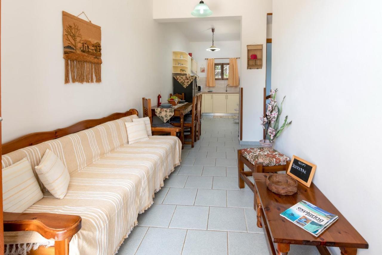 Voula Apartments Gaios Eksteriør bilde